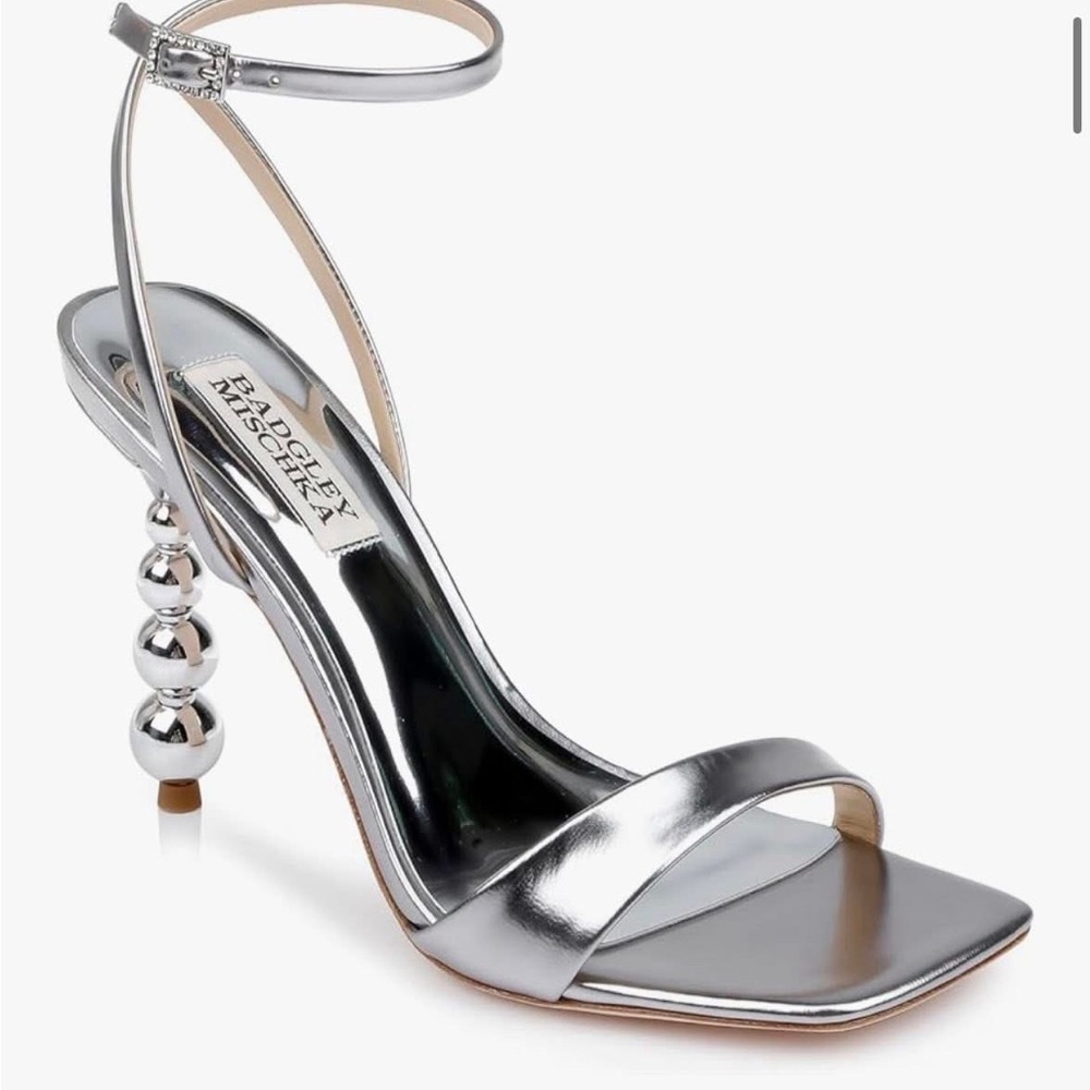 Badgley Mischka Silver Strappy Heels Size 6.5